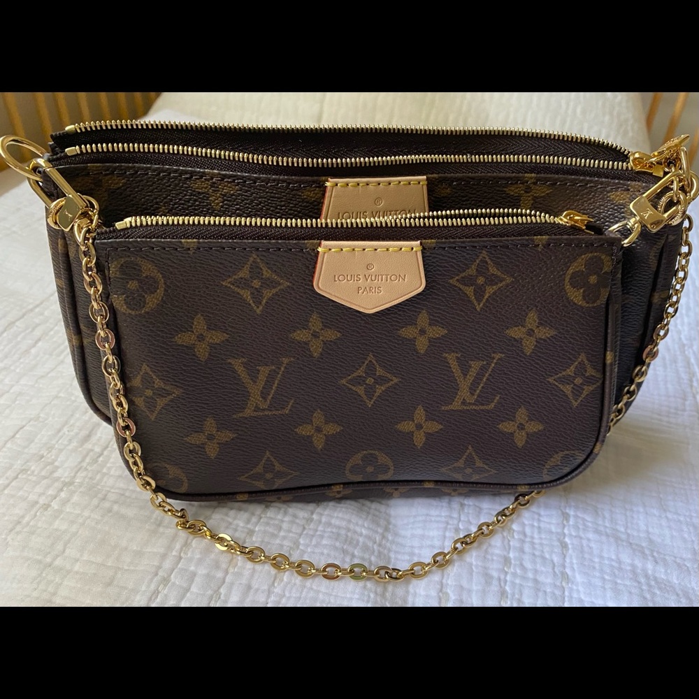 Louis Vuitton multi-use pochette